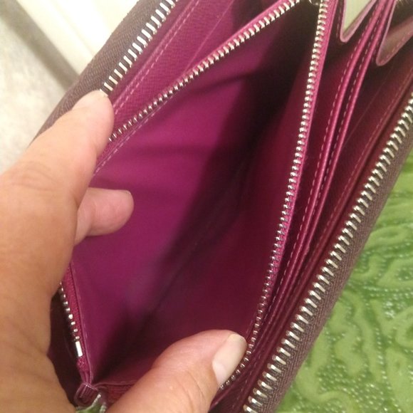 Louis Vuitton Zippy Epi Purple Wallet - Picture 11 of 16